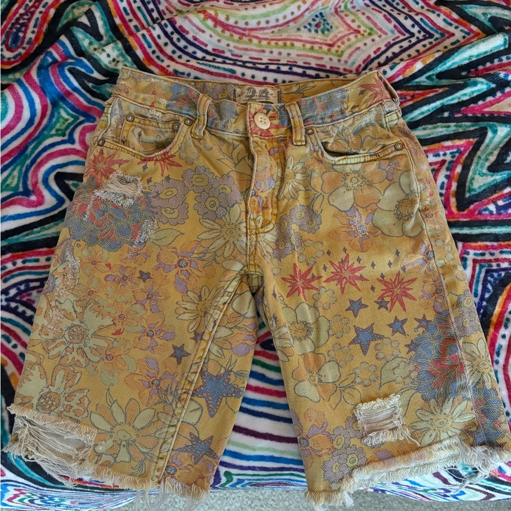 Light Yellow Cut off Jean Shorts